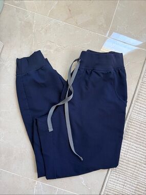 Figs Women's Navy Jogger Scrub Pants with Gray Drawstring